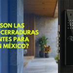 cerradura inteligente instalada en casa moderna en México